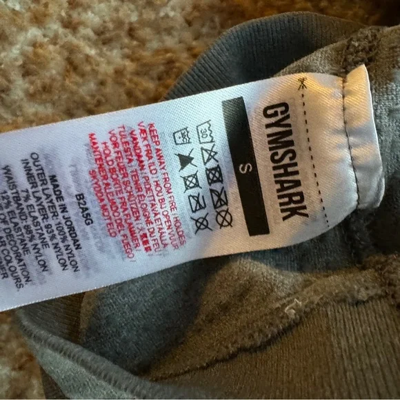 Gymshark skort size small - Picture 2 of 4